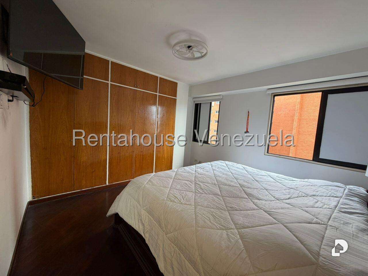 Apartamento en El Rosal, Caracas – 8