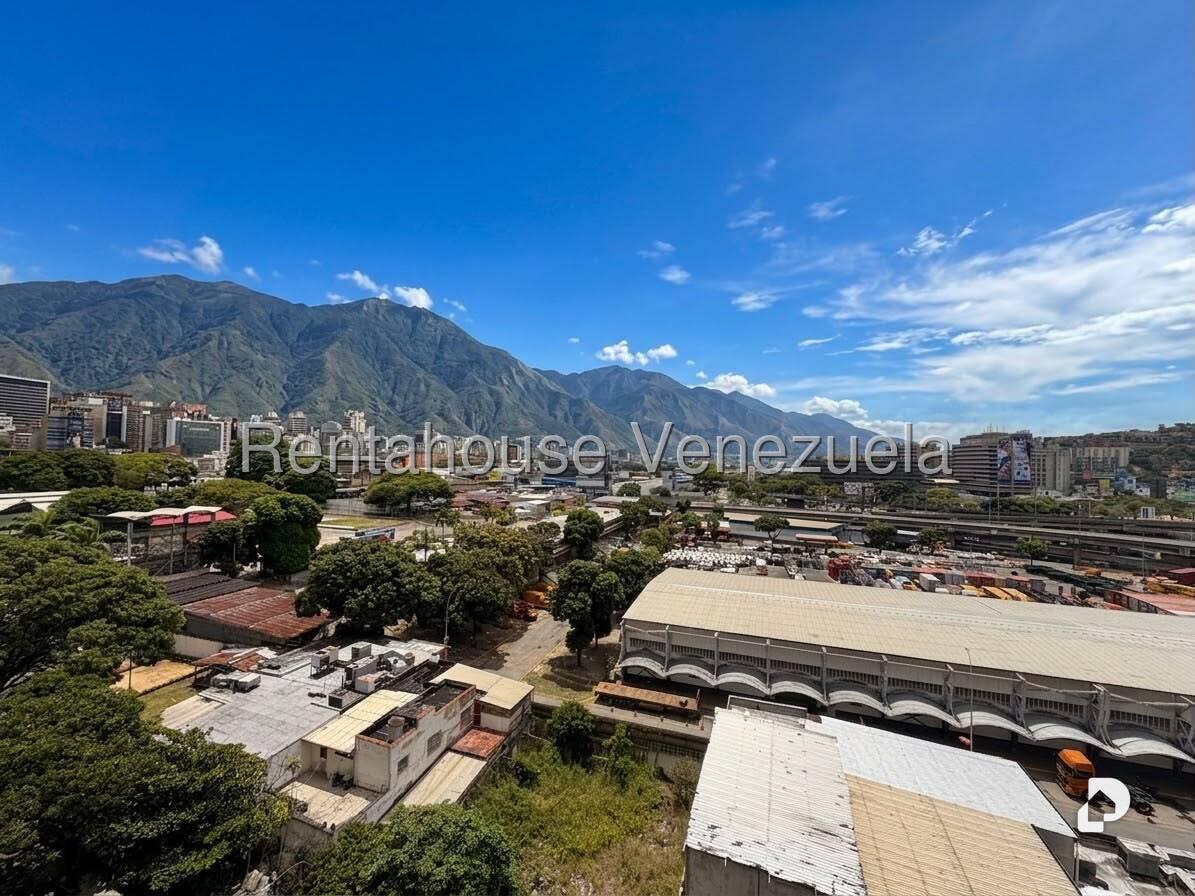 Apartamento en El Rosal, Caracas – 3