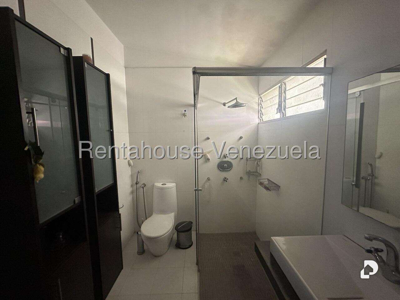 Casa en Colinas de Bello Monte, Caracas – 25