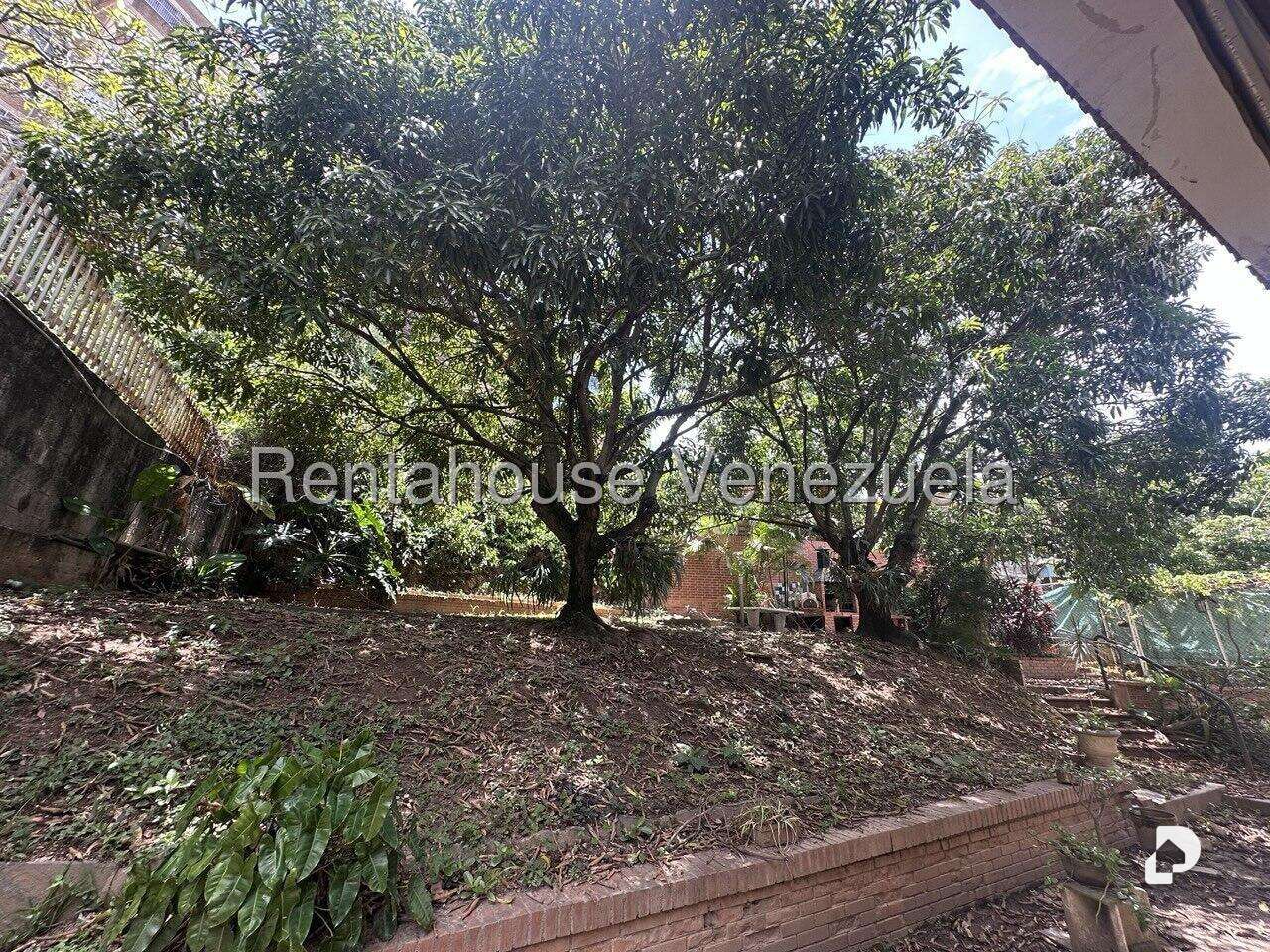 Casa en Colinas de Bello Monte, Caracas – 39
