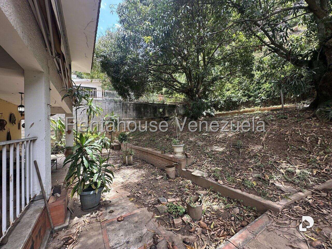 Casa en Colinas de Bello Monte, Caracas – 38