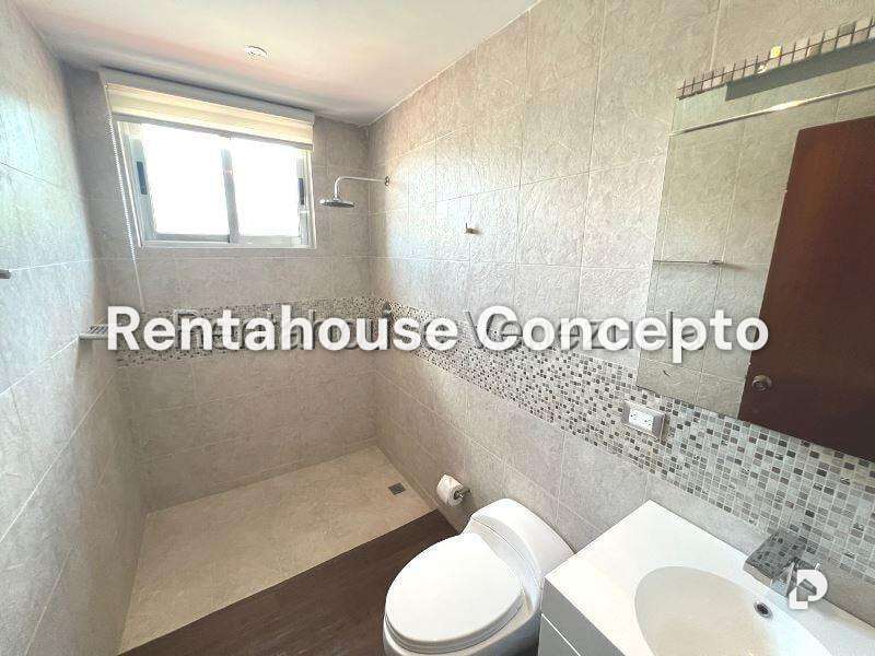 Casa en Guataparo Country Club, Valencia – 33