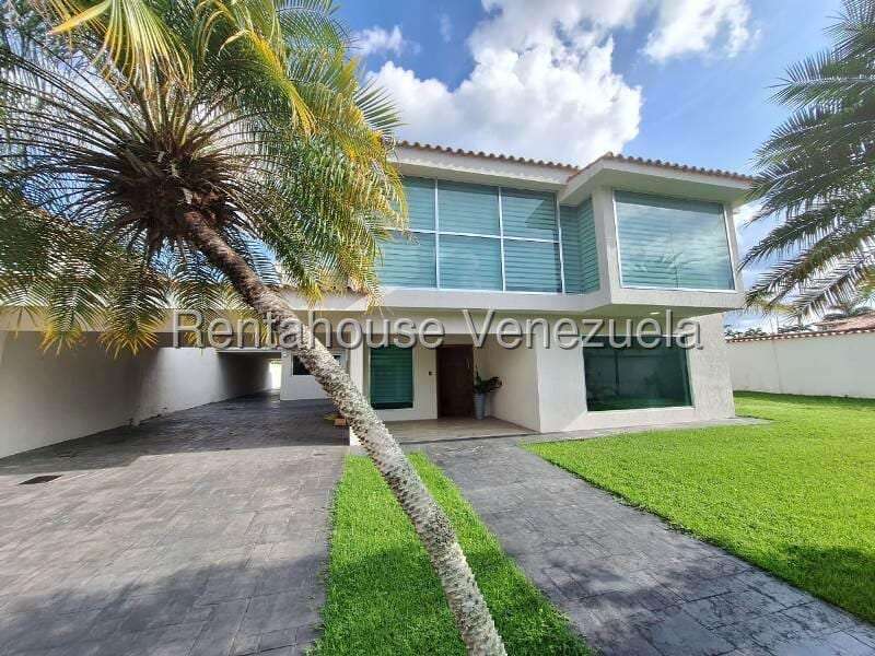 Casa en Guataparo Country Club, Valencia - 1
