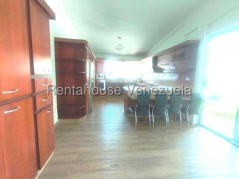 Casa en Guataparo Country Club, Valencia