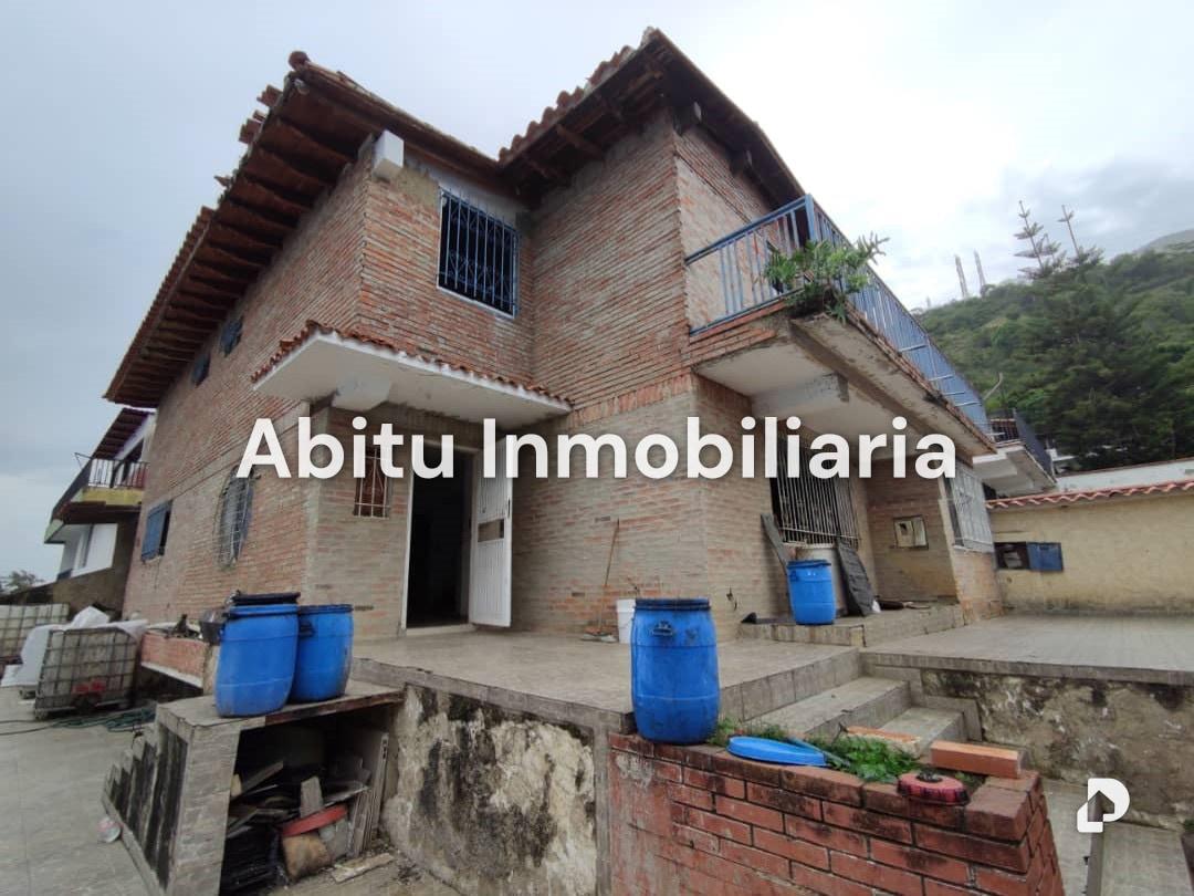 House in El Marqués, Caracas – 2