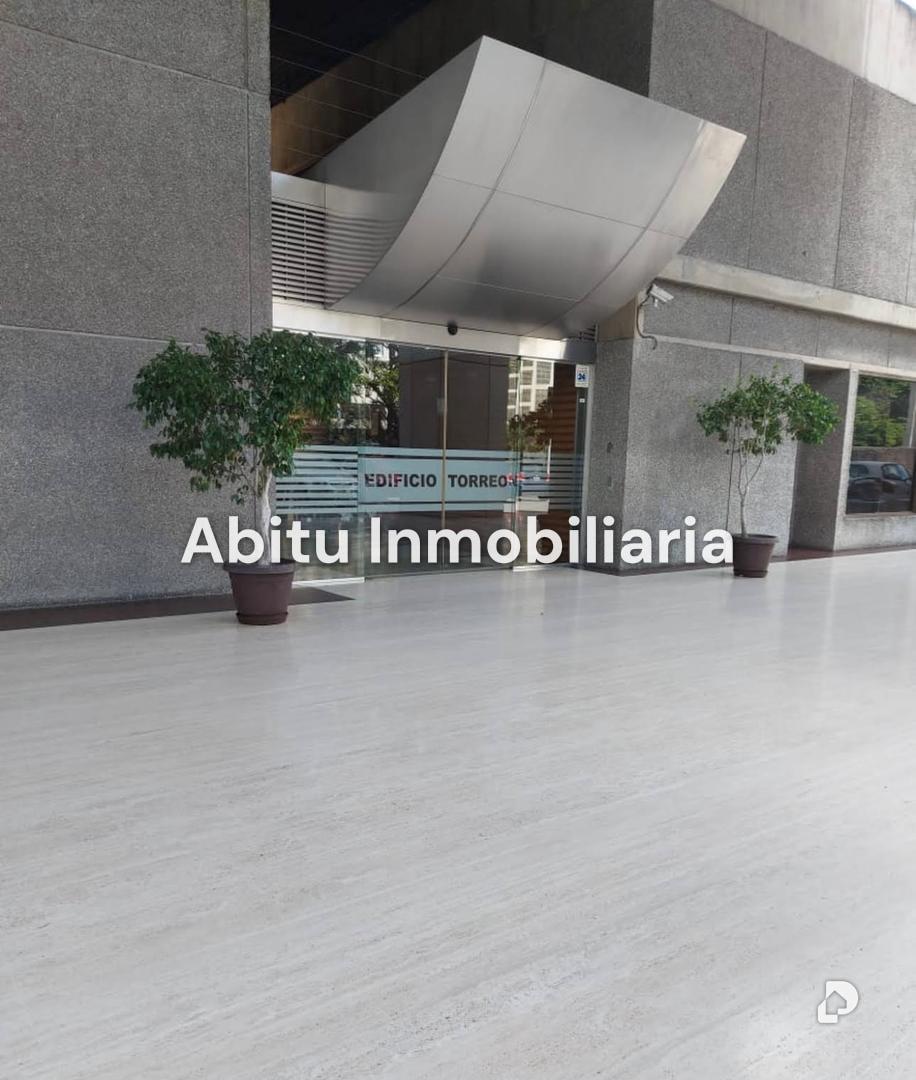 Oficina en Las Mercedes, Caracas – 2