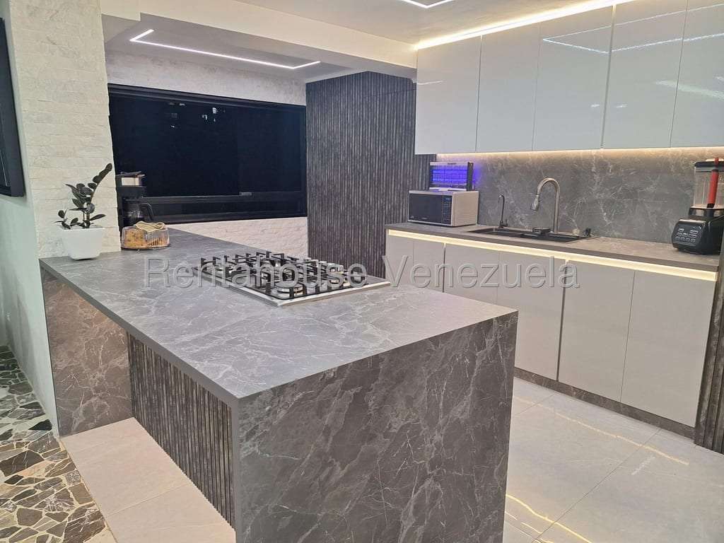 Apartamento en Terrazas del Ávila, Caracas