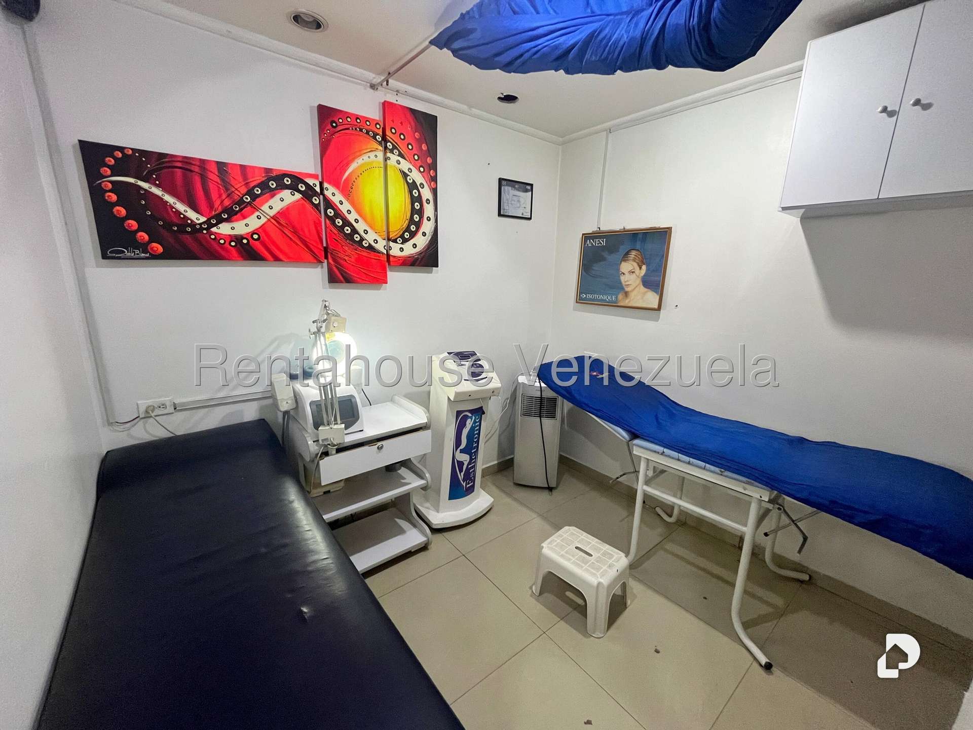 Local comercial en Parroquia La Candelaria, Caracas – 7