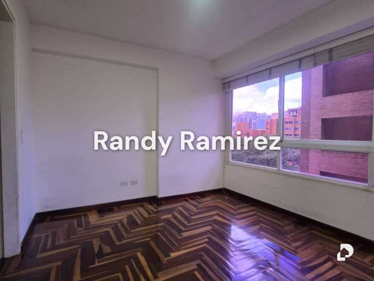 Apartamento en El Rosal, Caracas – 4