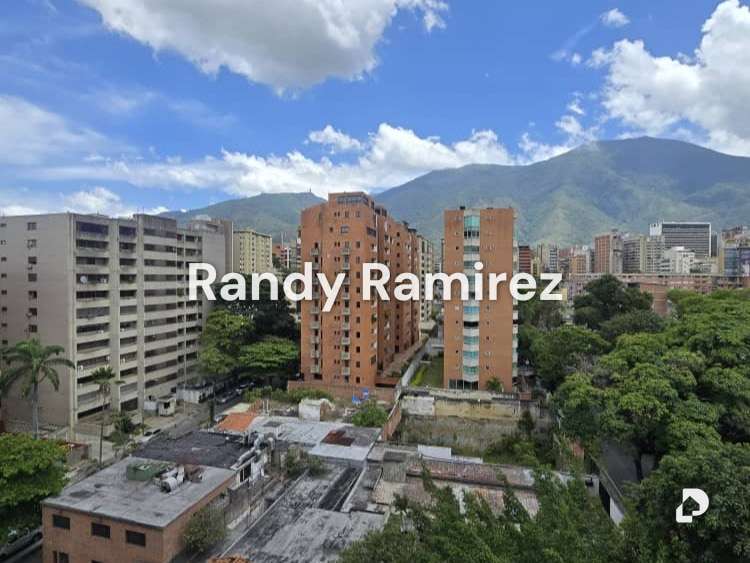 Apartamento en El Rosal, Caracas – 3