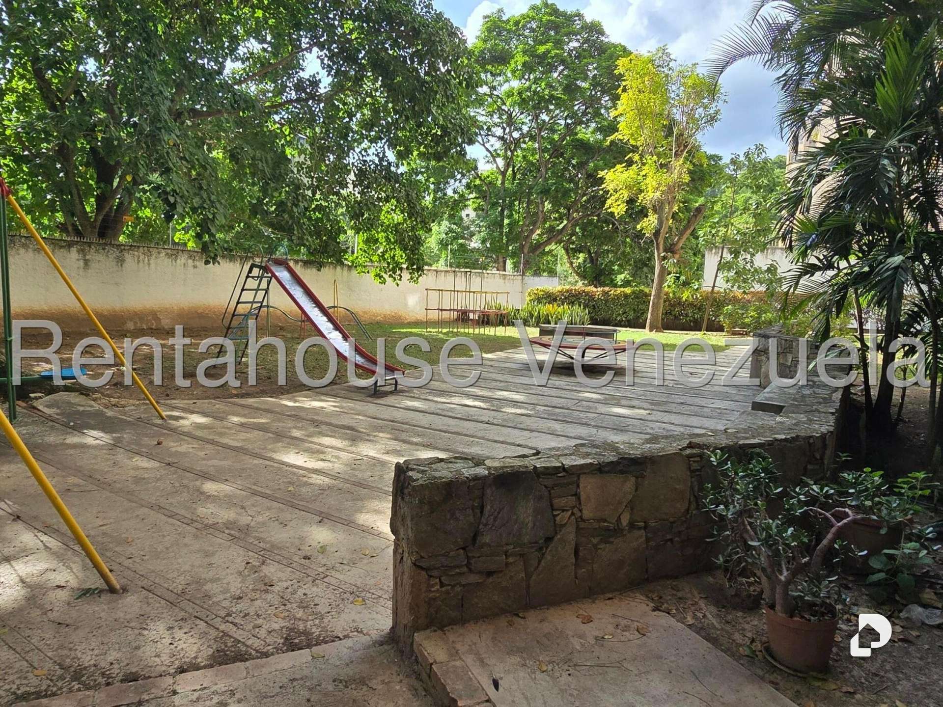 Apartamento en Santa Rosa de Lima, Caracas – 16