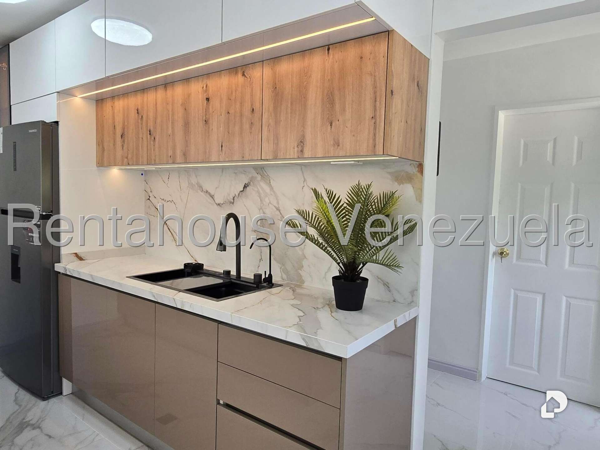 Apartamento en Santa Rosa de Lima, Caracas – 9