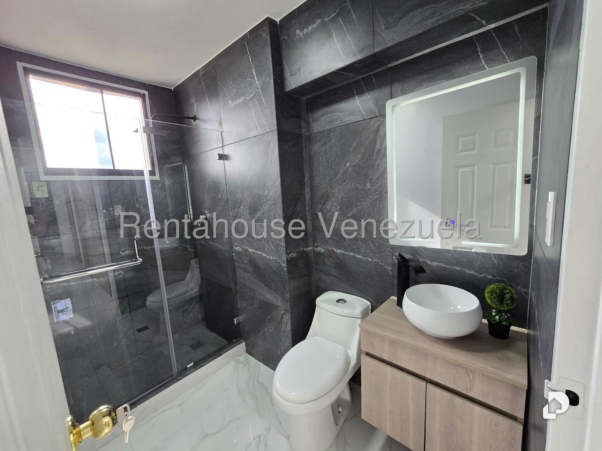 Apartamento en Santa Rosa de Lima, Caracas – 15