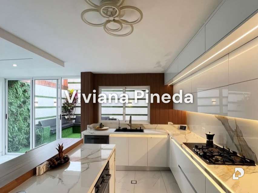 Townhouse en Parroquia Urbana San José, Valencia – 2