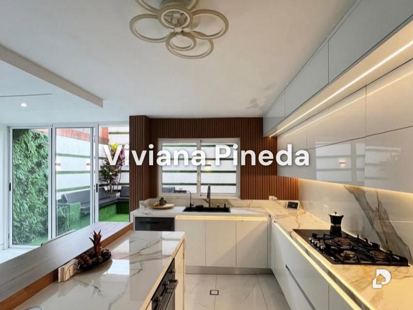 Townhouse en Parroquia Urbana San José, Valencia – 2