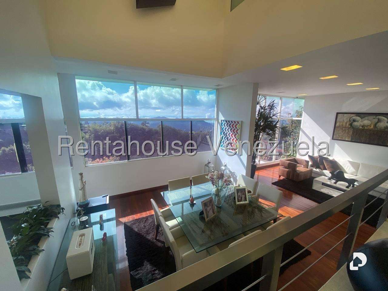 Casa en Los Guayabitos, Caracas – 3