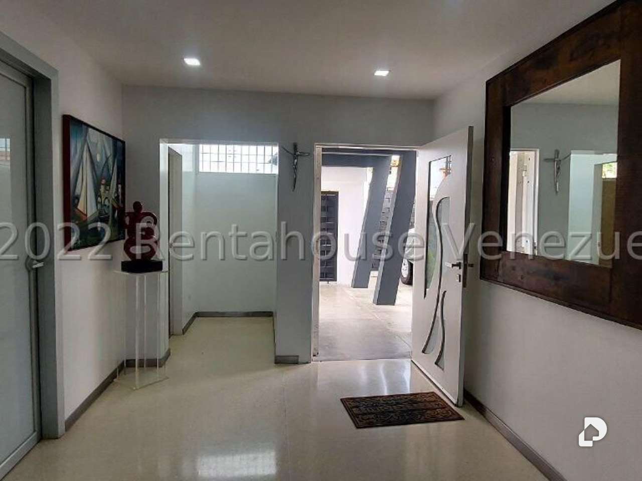 Casa en Los Guayabitos, Caracas – 8