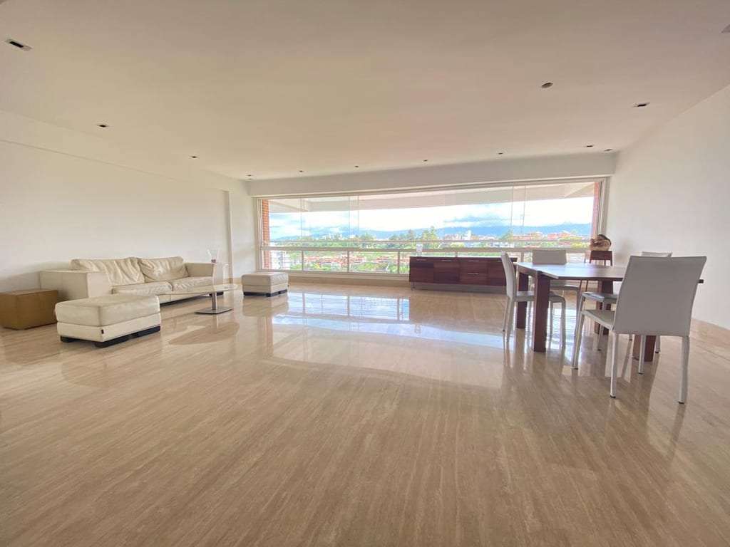 Apartamento en Alto Hatillo, Caracas - 1