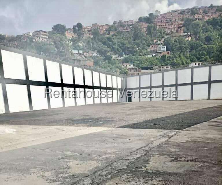 Galpón en Parque Caiza, Caracas