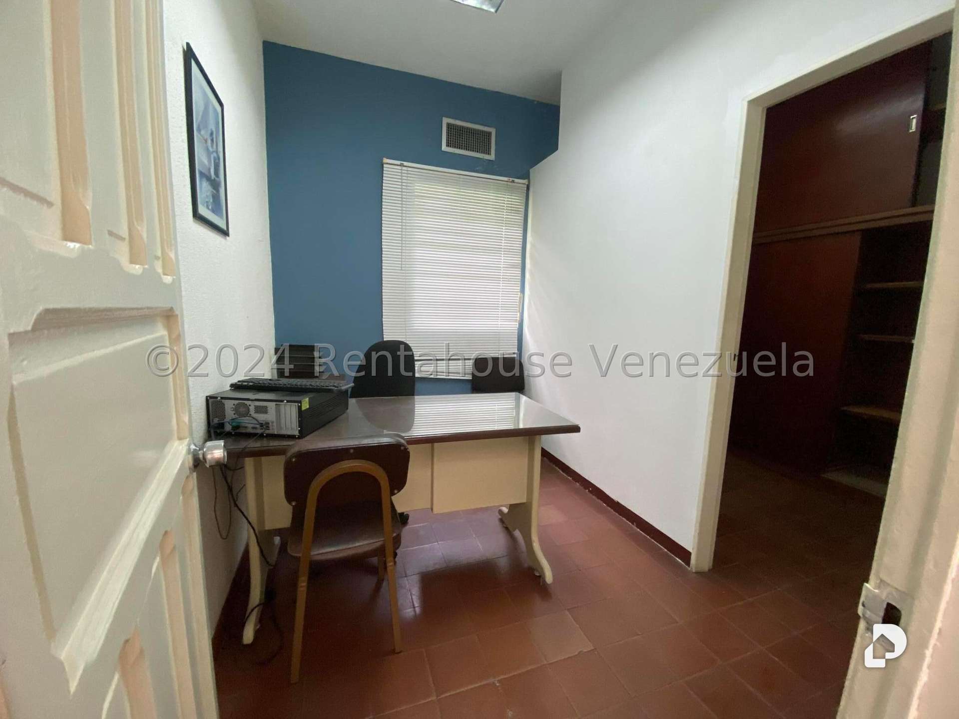 Casa en Bello Monte, Caracas – 16