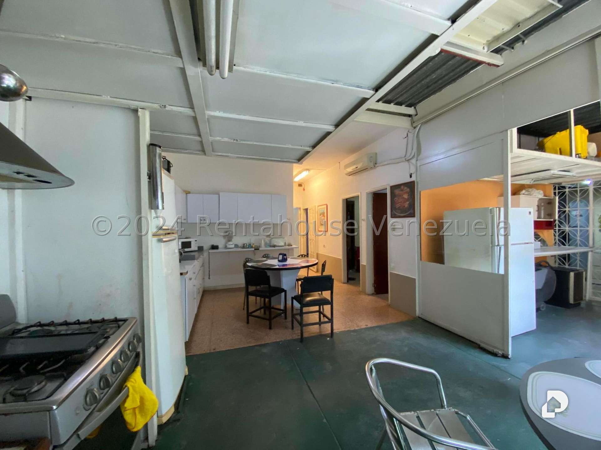 Casa en Bello Monte, Caracas – 21
