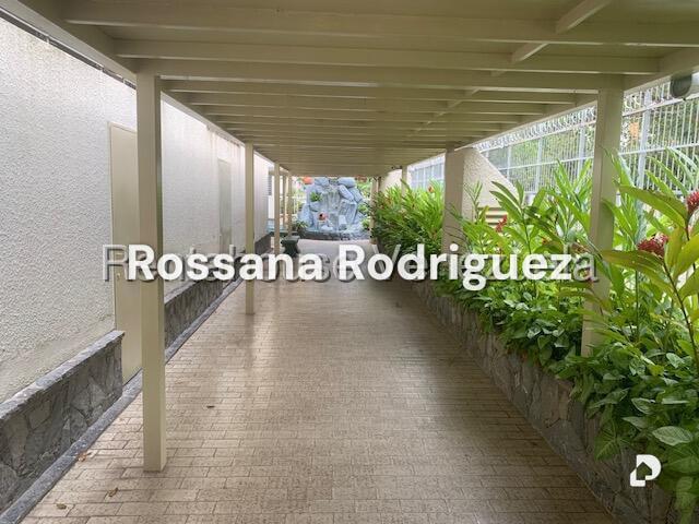Apartamento en La Urbina, Caracas – 3