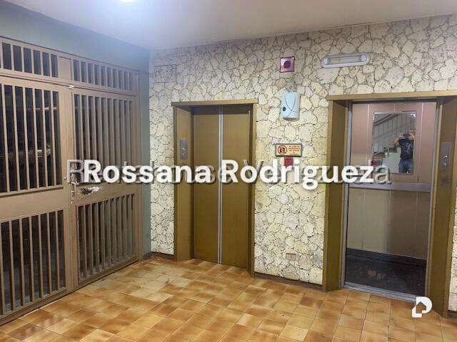 Apartamento en La Urbina, Caracas – 10