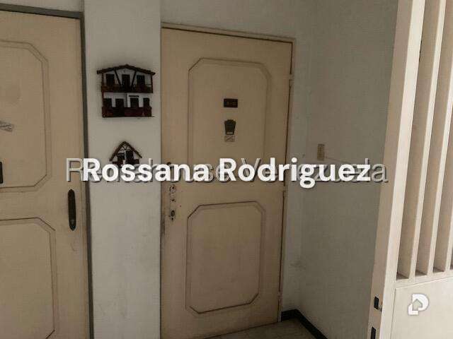 Apartamento en La Urbina, Caracas – 12