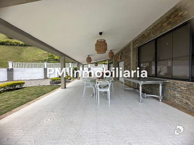 Casa en La Lagunita, Caracas – 22
