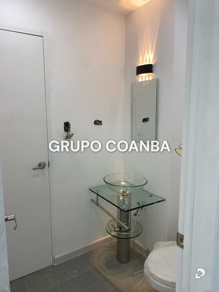 Oficina en Las Mercedes, Caracas – 4