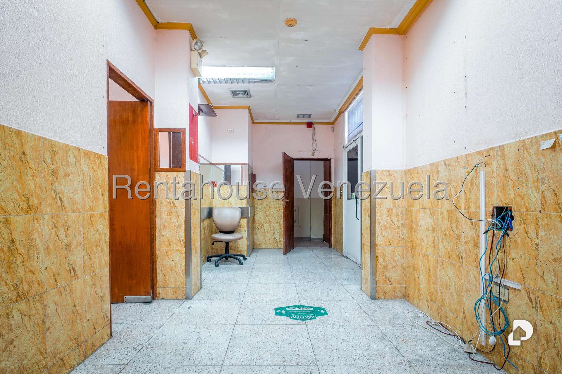 Edificio en Baruta, Caracas – 25