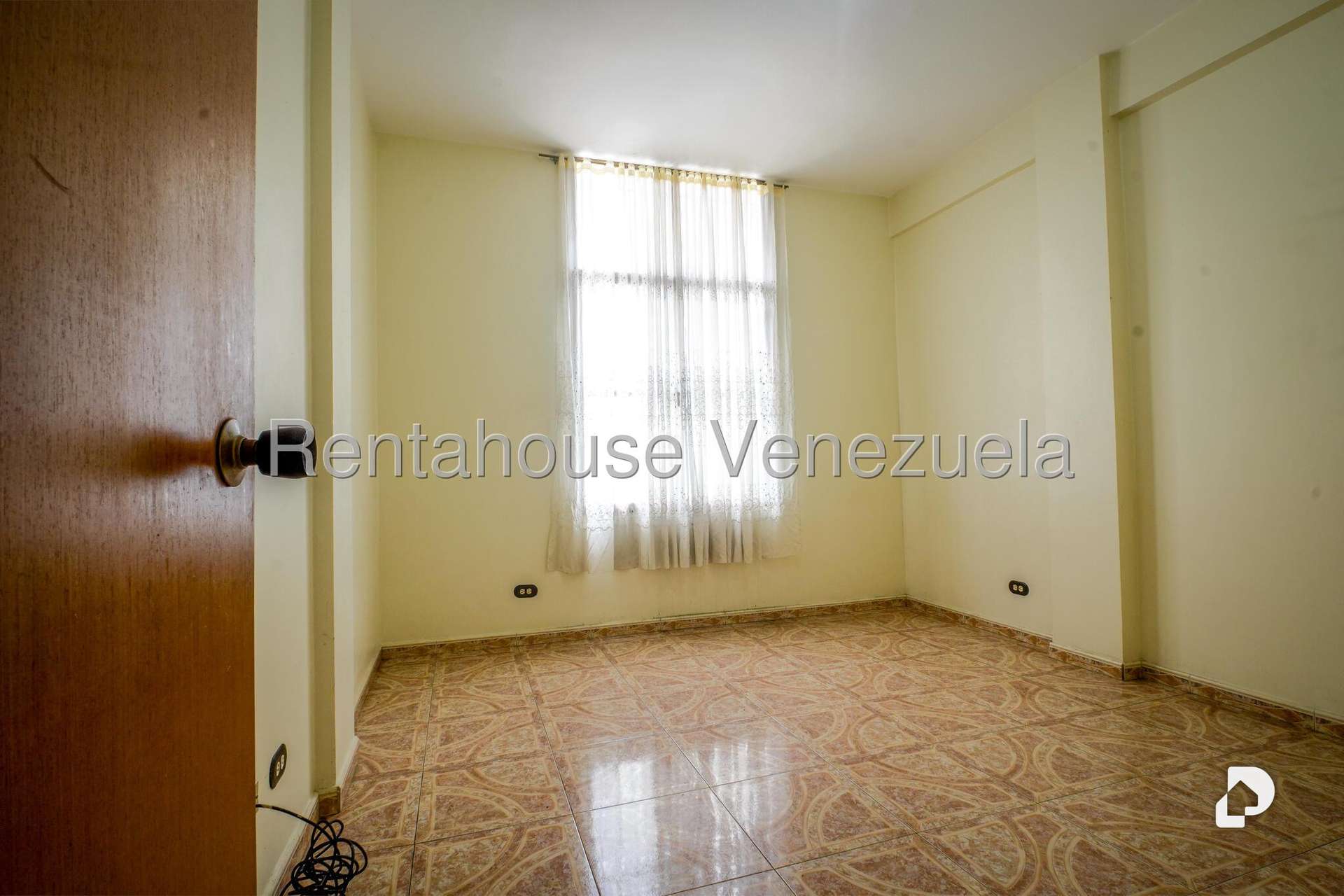 Edificio en Baruta, Caracas – 4