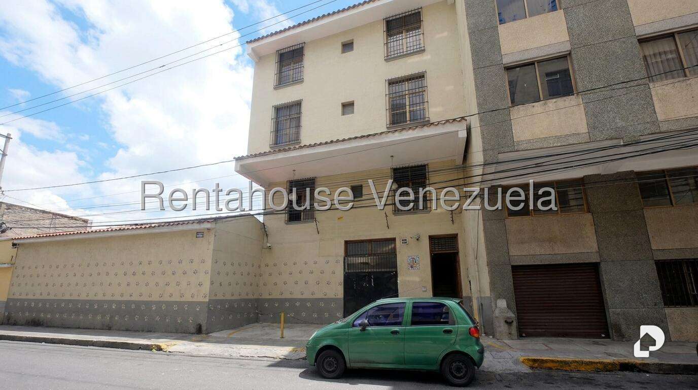 Edificio en Baruta, Caracas – 1