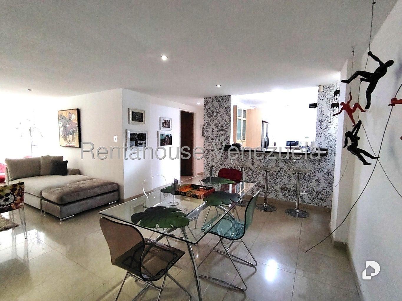 Apartamento en Chuao, Caracas – 2