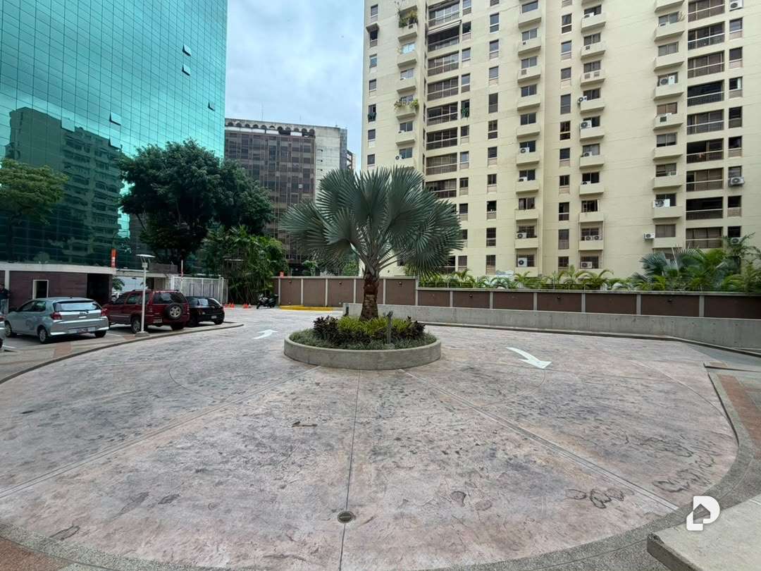 Apartamento en Campo Alegre, Caracas – 12