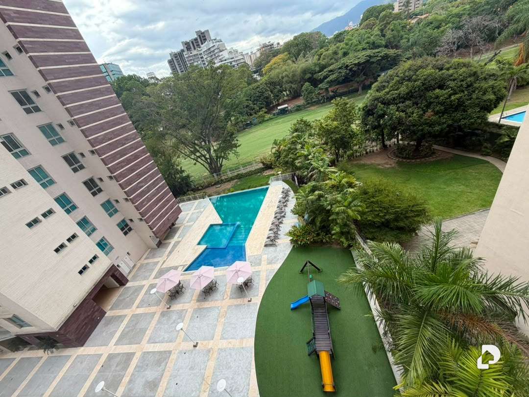 Apartamento en Campo Alegre, Caracas – 15