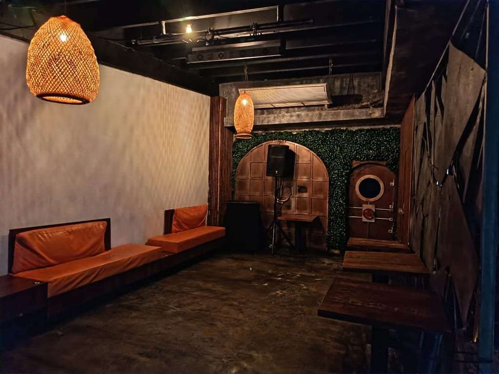Local comercial en El Viñedo, Valencia