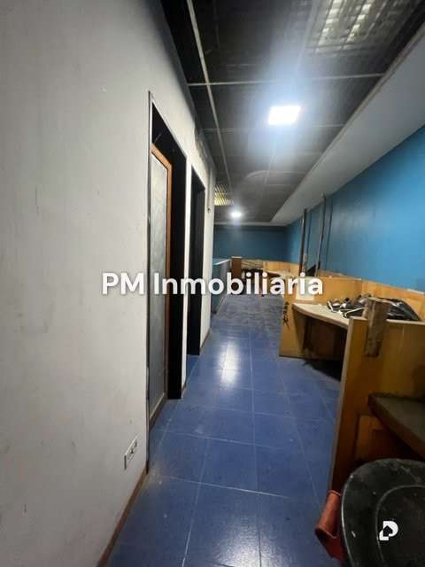 Commercial space in Av. Baralt, Caracas – 6