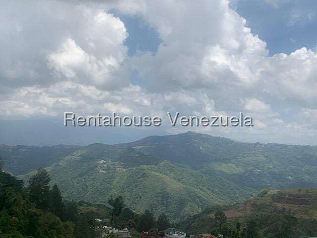 Apartamento en La Lagunita Country Club, Caracas