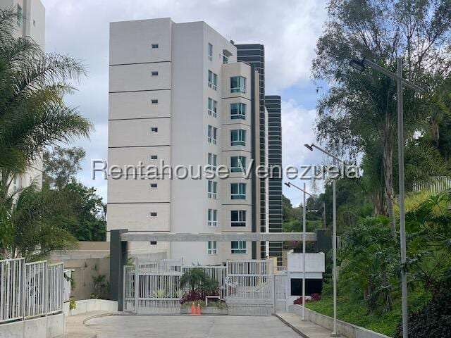 Apartamento en La Lagunita Country Club, Caracas