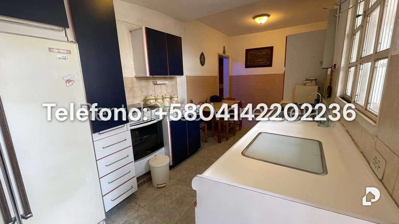 House in Prados del Este, Caracas – 12