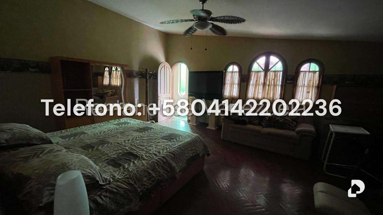House in Prados del Este, Caracas – 16