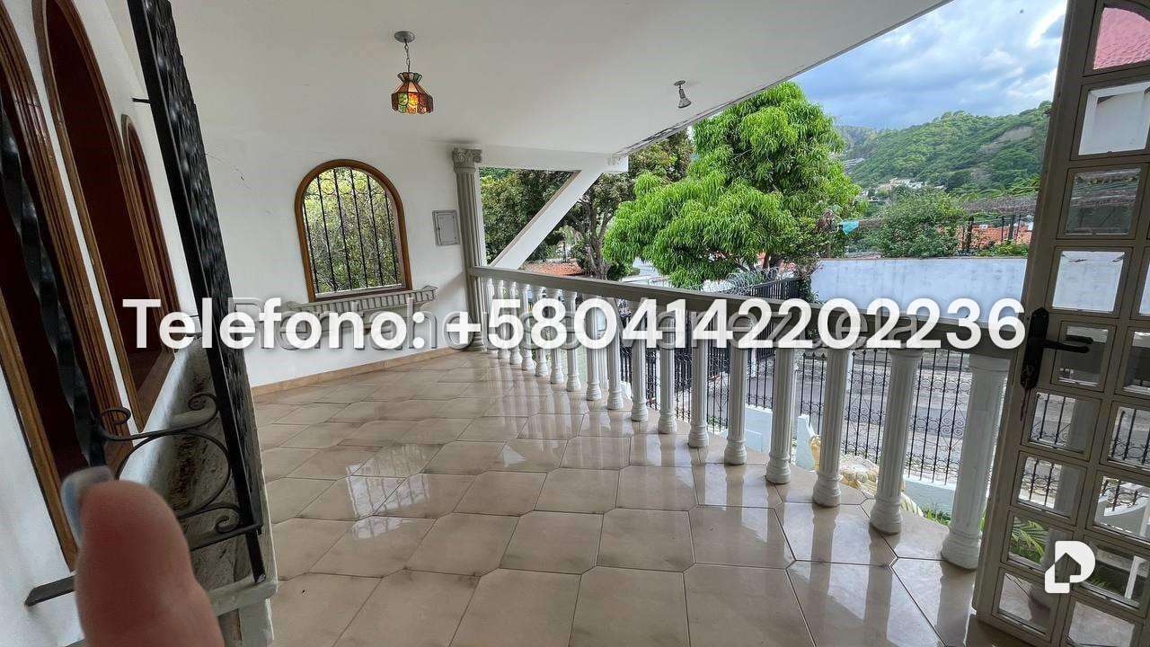 House in Prados del Este, Caracas – 29