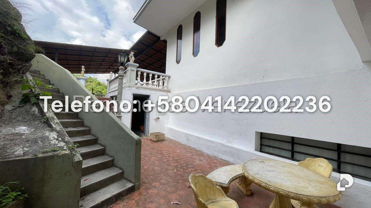 Casa en Prados del Este, Caracas – 33