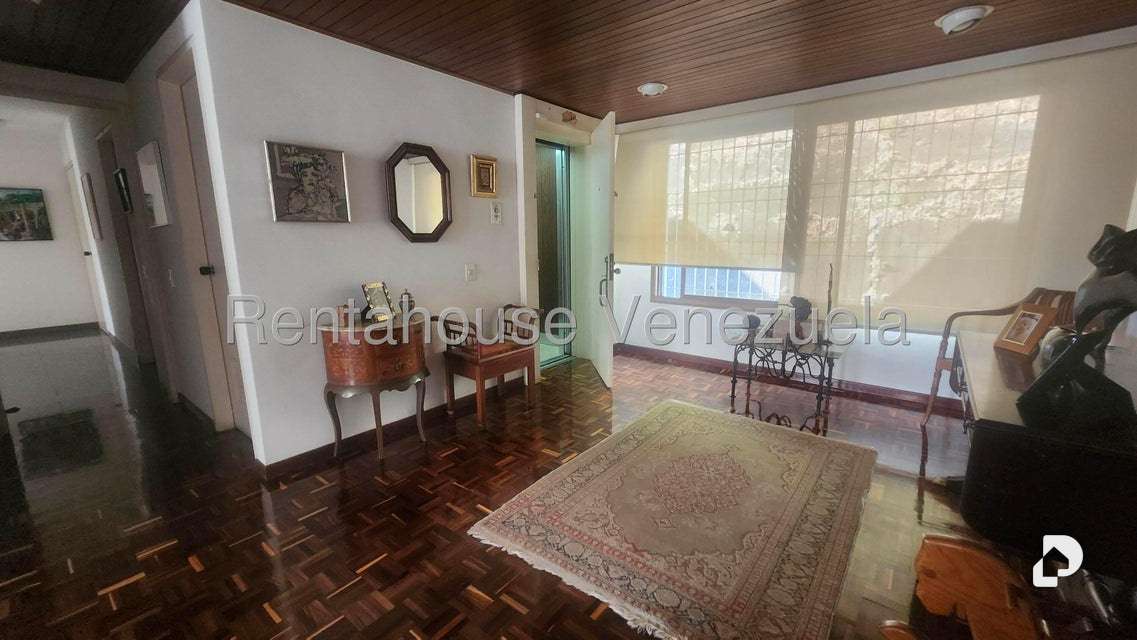 Apartamento en Las Esmeraldas, Caracas – 2