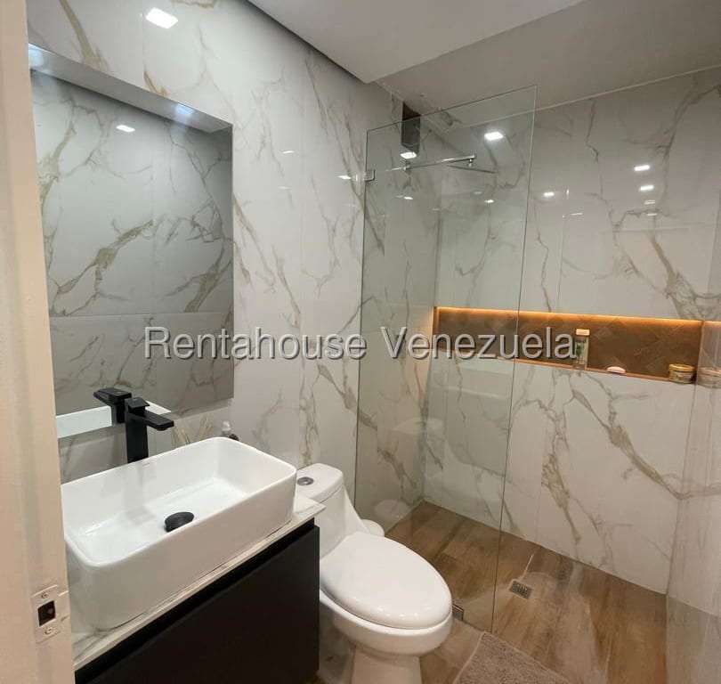 Apartamento en Colinas de La Tahona, Caracas