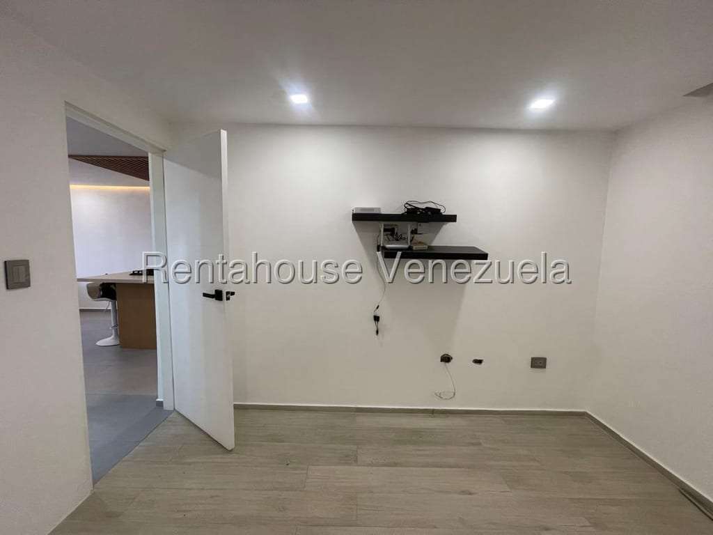 Apartamento en Colinas de La Tahona, Caracas