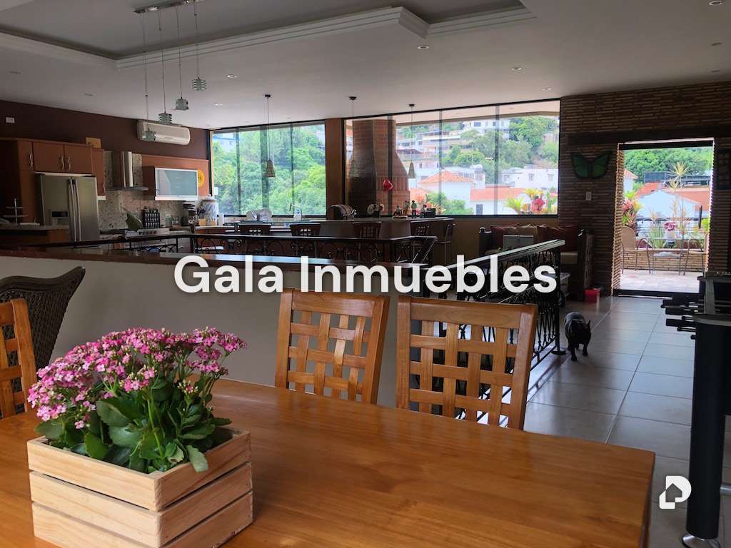 Apartamento en La Florida, Caracas – 11