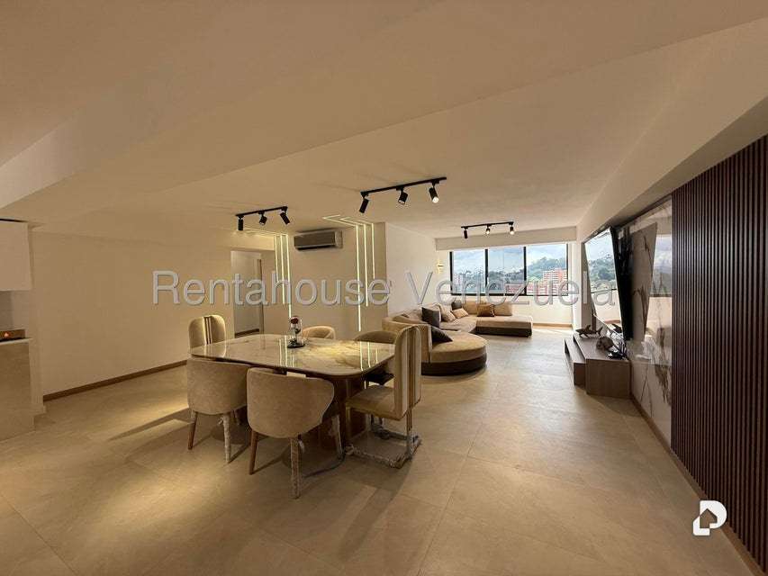 Apartamento en El Cigarral, Caracas – 2