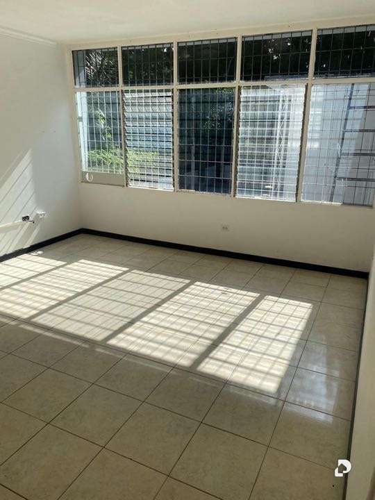 House in Altamira, Caracas – 10